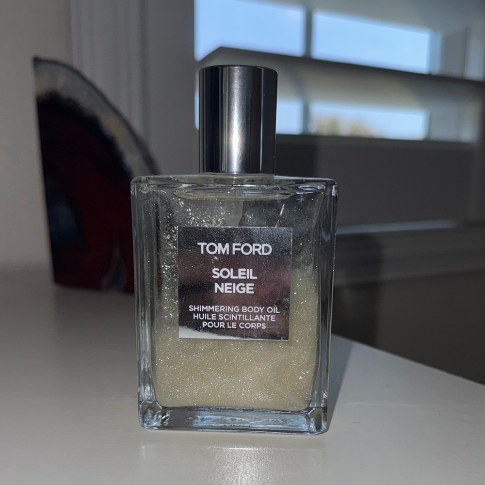 Tom Ford Soleil Neige Shimmering Body Oil - Silver and White